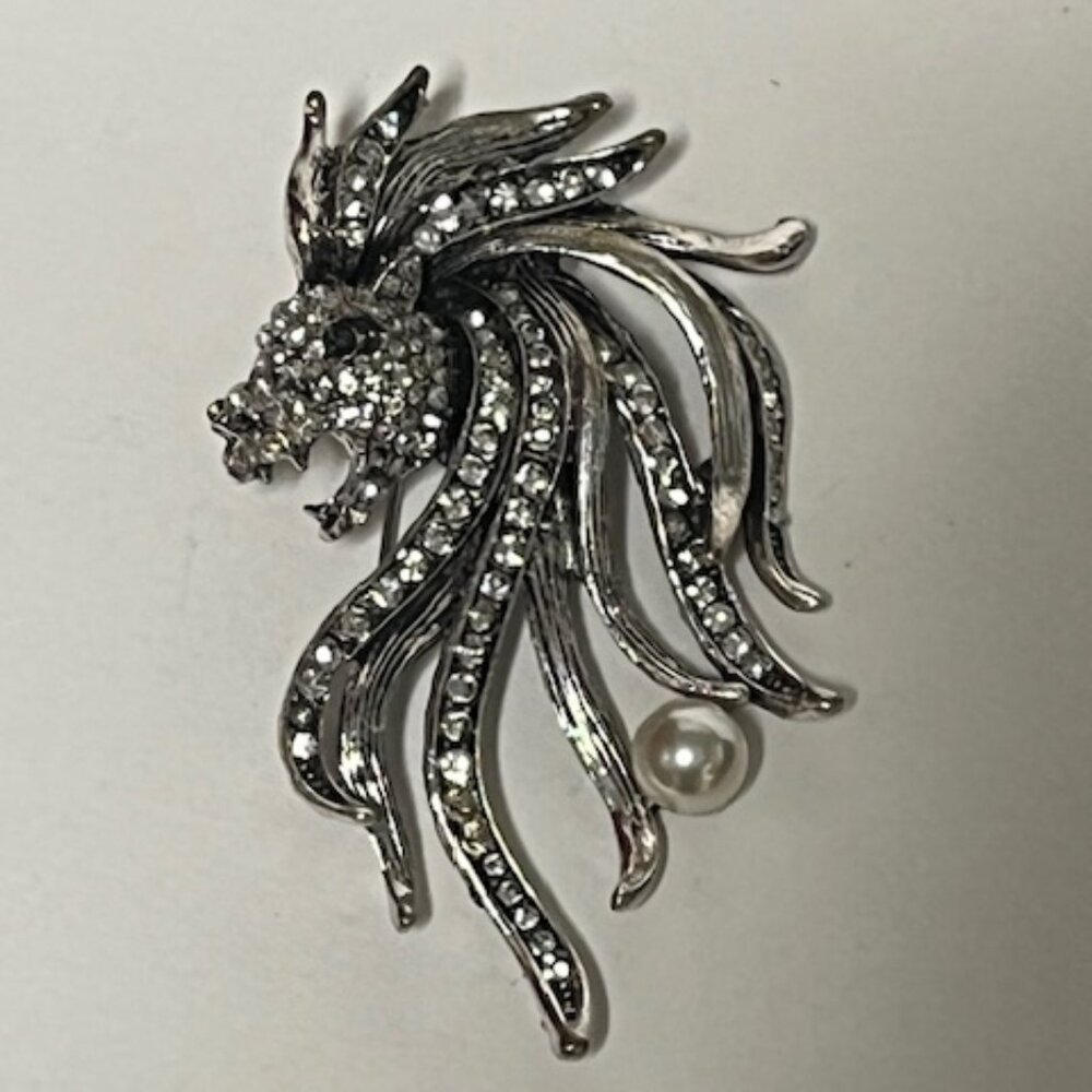 Vintage Style Clear Rhinestone Lion Head w/Mane Faux Pearl Brooch Pin 1.5"x2.5"